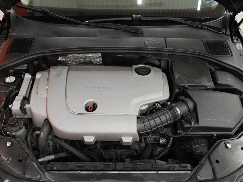 Volvo V70 vaihtoauto