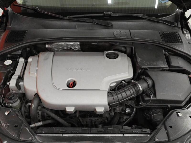 Volvo V70 vaihtoauto