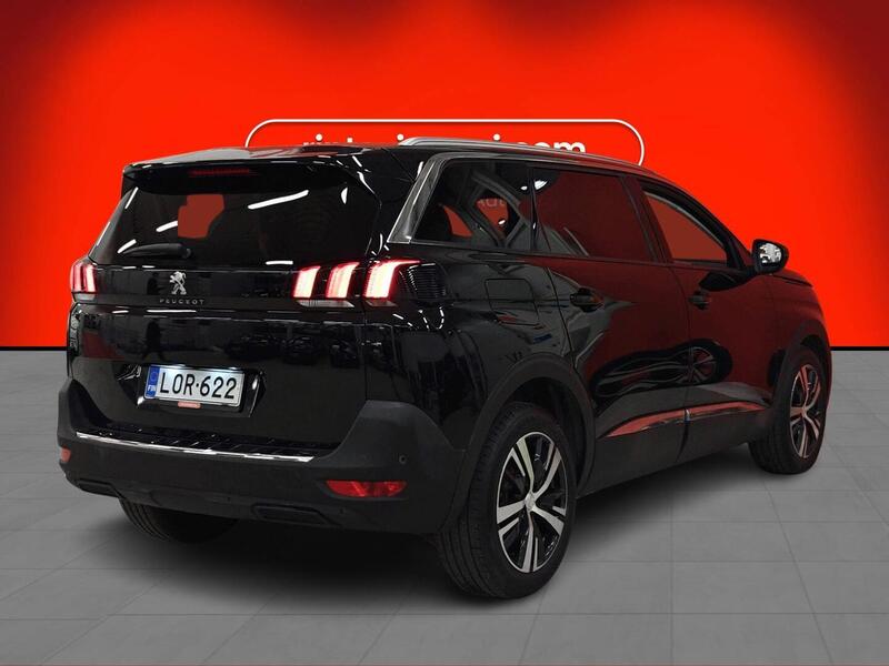 Peugeot 5008 vaihtoauto