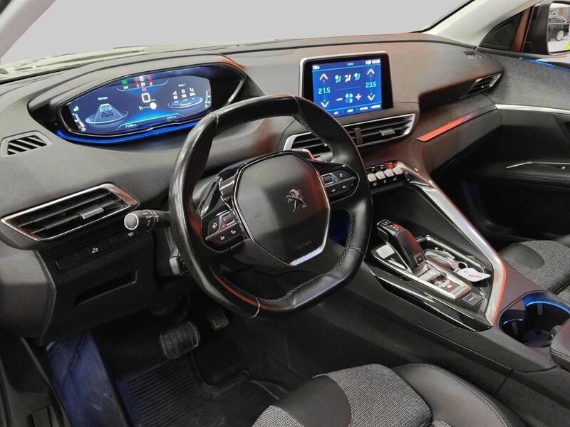 Peugeot 5008 vaihtoauto