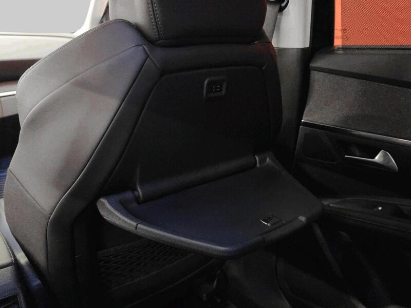 Peugeot 5008 vaihtoauto