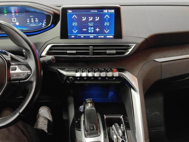 Peugeot 5008 vaihtoauto