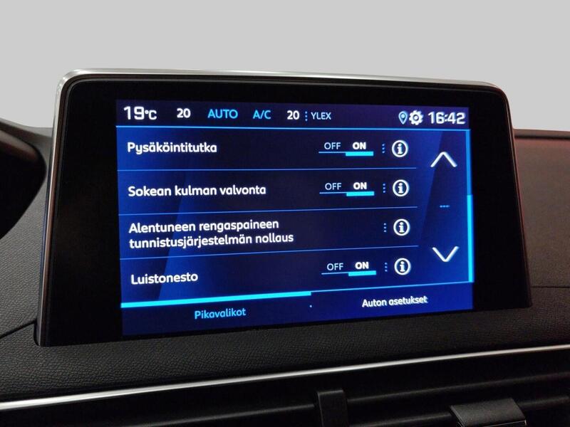 Peugeot 5008 vaihtoauto