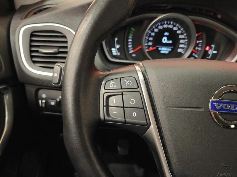 Volvo V40 vaihtoauto