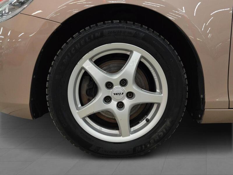 Volvo V40 vaihtoauto