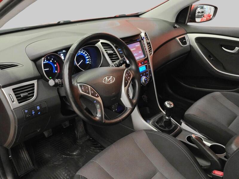 Hyundai i30 5d vaihtoauto