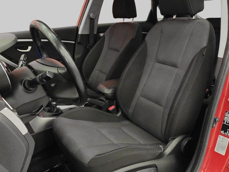 Hyundai i30 5d vaihtoauto