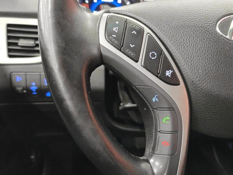 Hyundai i30 5d vaihtoauto