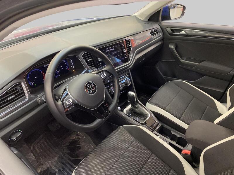 Volkswagen T-Roc vaihtoauto