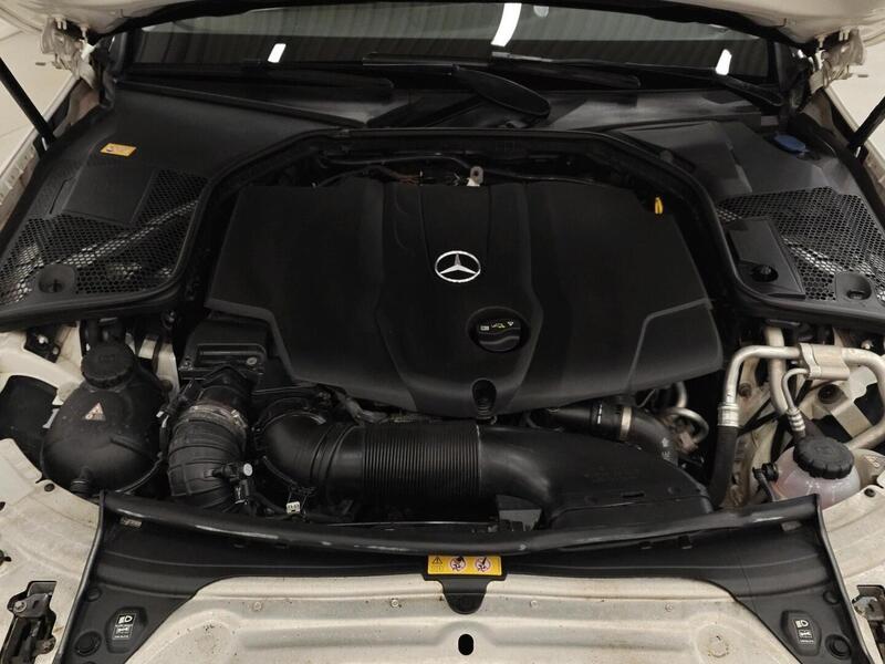 Mercedes-Benz C vaihtoauto