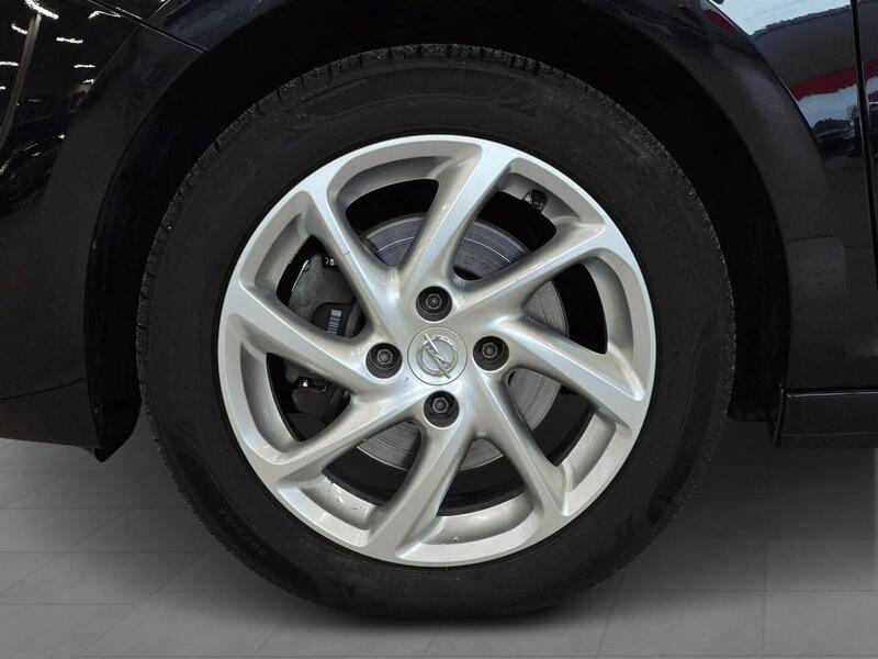 Opel Corsa vaihtoauto