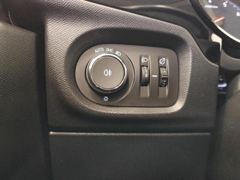 Opel Corsa vaihtoauto