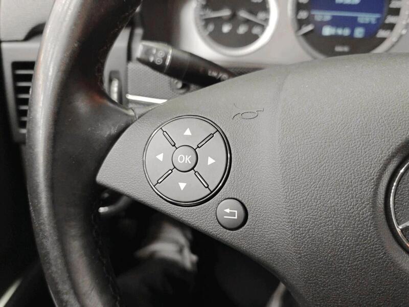 Mercedes-Benz GLK vaihtoauto