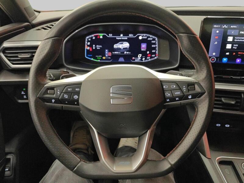 SEAT Leon Sportstourer vaihtoauto