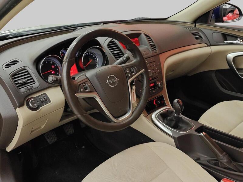 Opel Insignia vaihtoauto