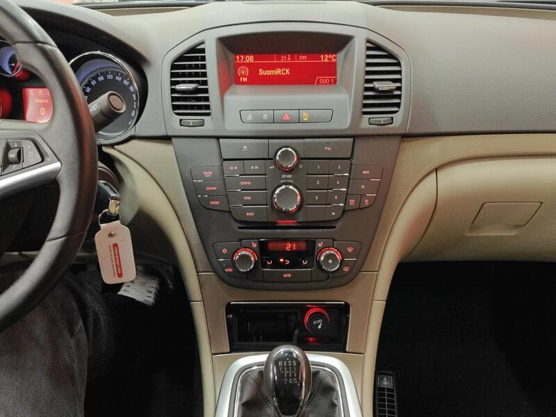 Opel Insignia vaihtoauto