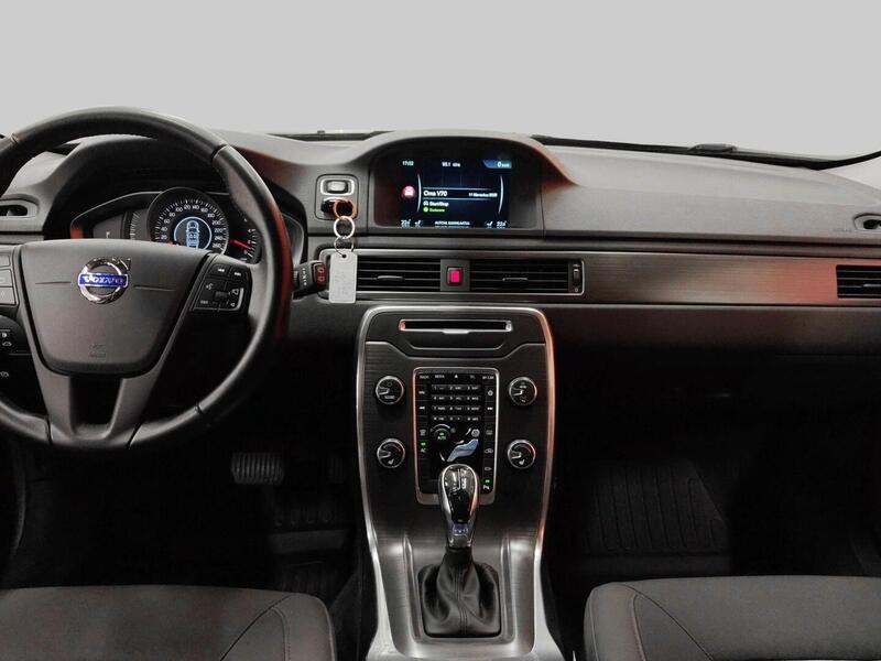 Volvo V70 vaihtoauto