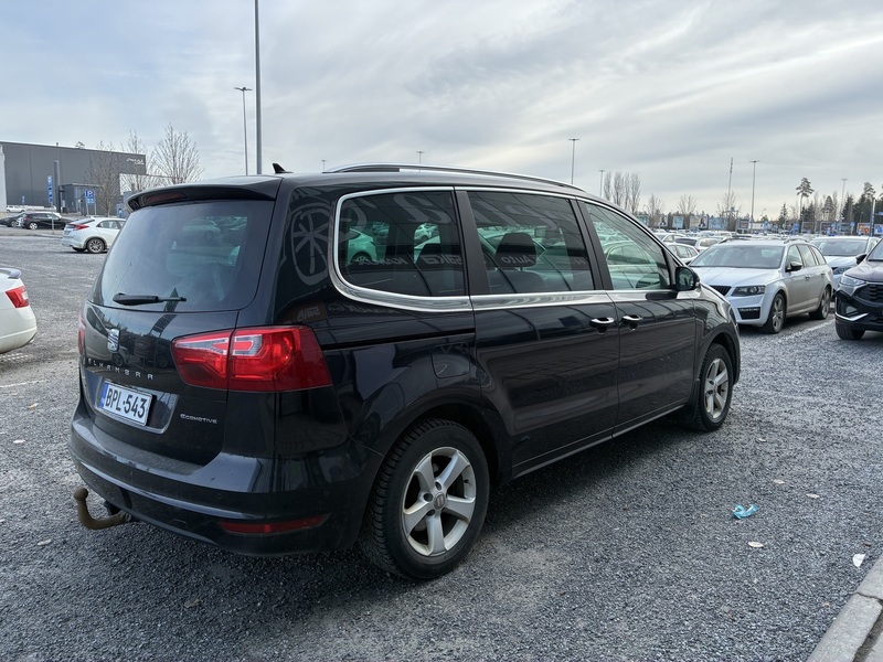 SEAT Alhambra vaihtoauto