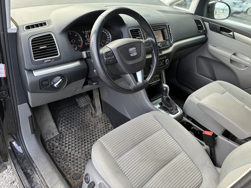 SEAT Alhambra vaihtoauto