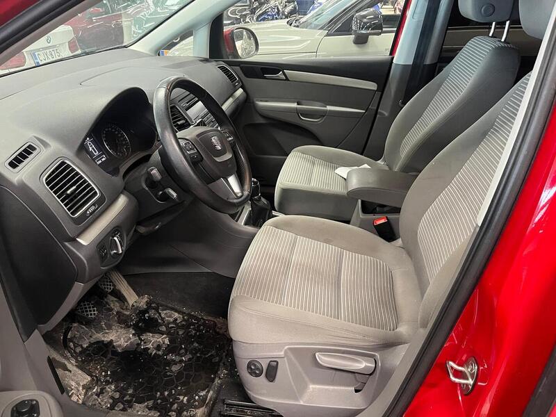 SEAT Alhambra vaihtoauto