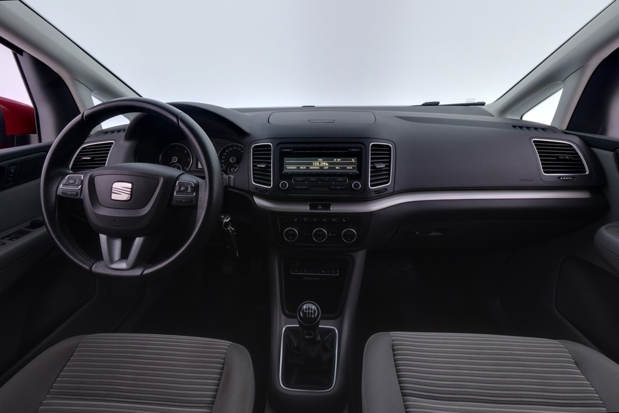 SEAT Alhambra vaihtoauto