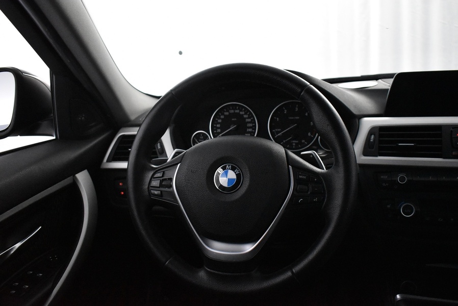 BMW 325 vaihtoauto