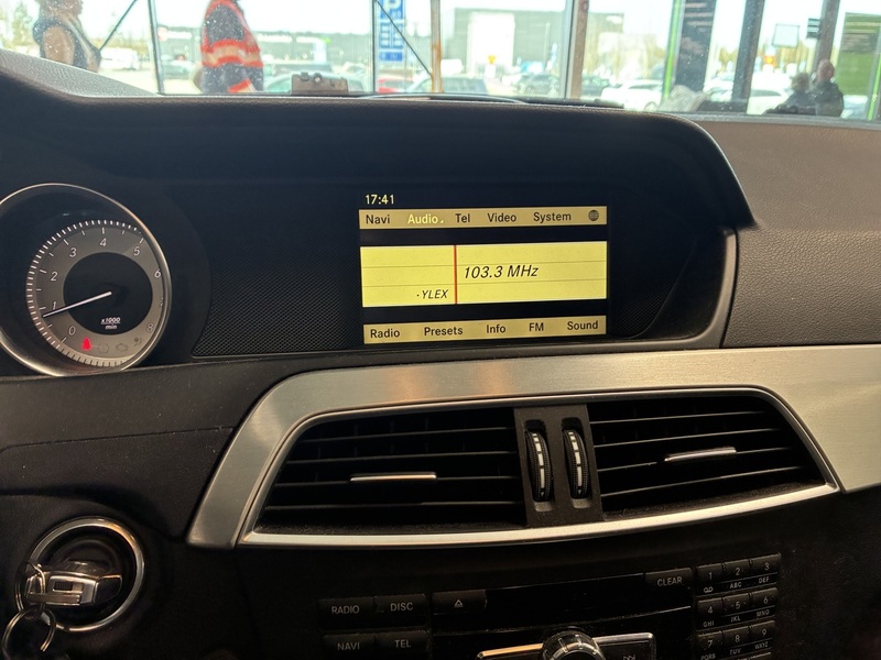 Mercedes-Benz C vaihtoauto