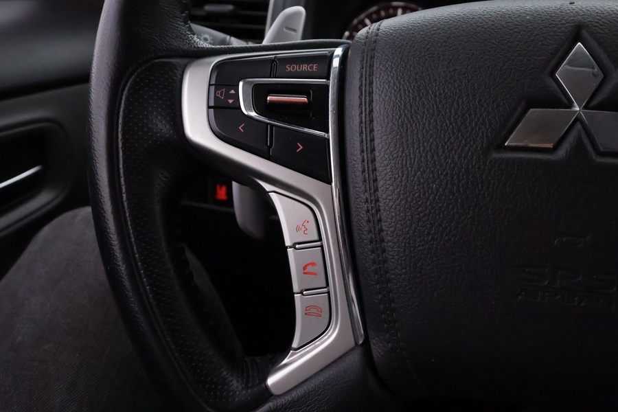 Mitsubishi L200 vaihtoauto