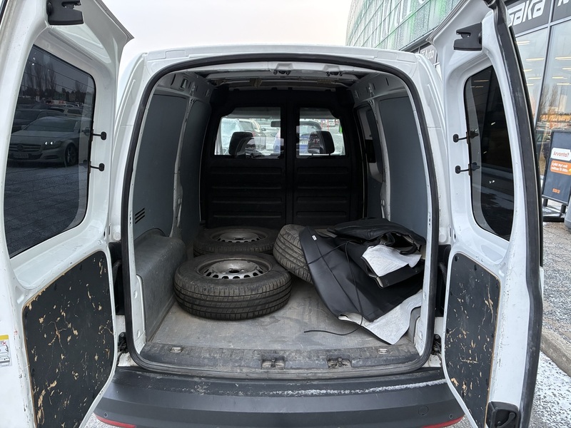 Volkswagen Caddy Maxi vaihtoauto