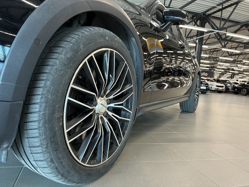 Volvo V60 Cross Country vaihtoauto