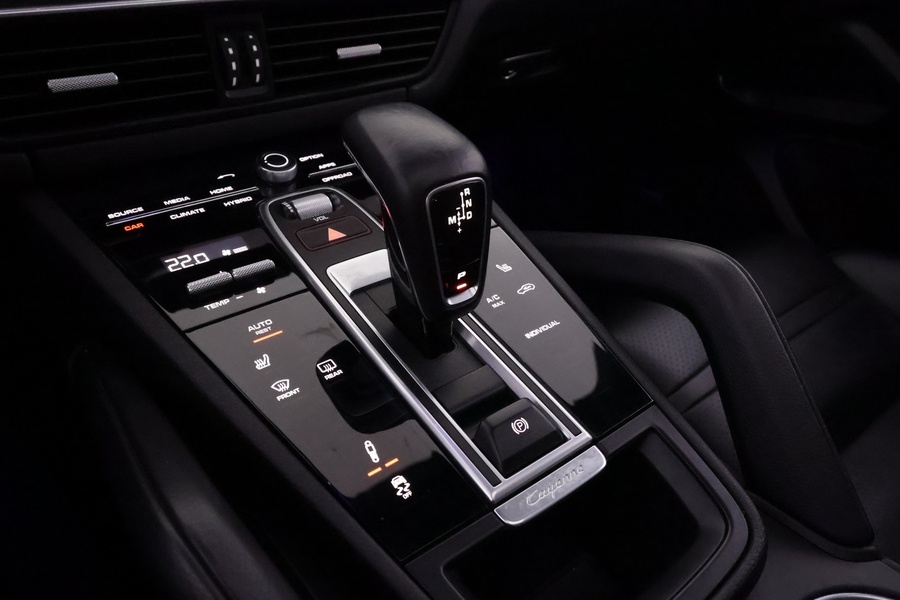 Porsche Cayenne vaihtoauto