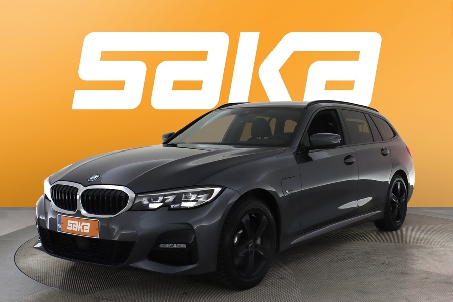 BMW 330 vaihtoauto