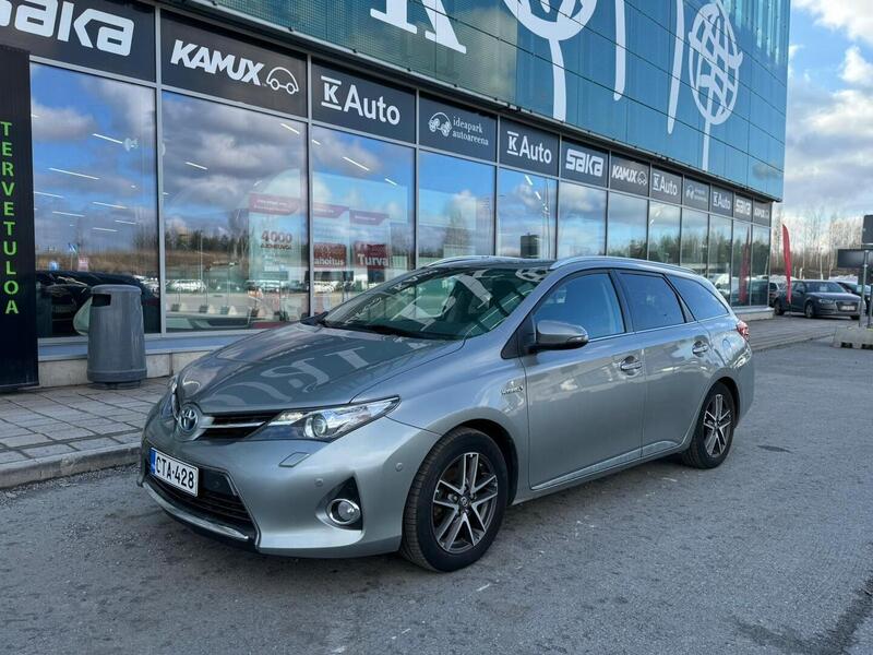 Toyota Auris vaihtoauto