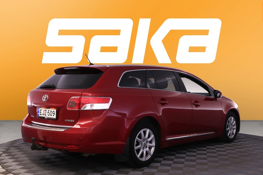 Toyota Avensis vaihtoauto