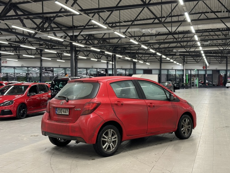 Toyota Yaris vaihtoauto