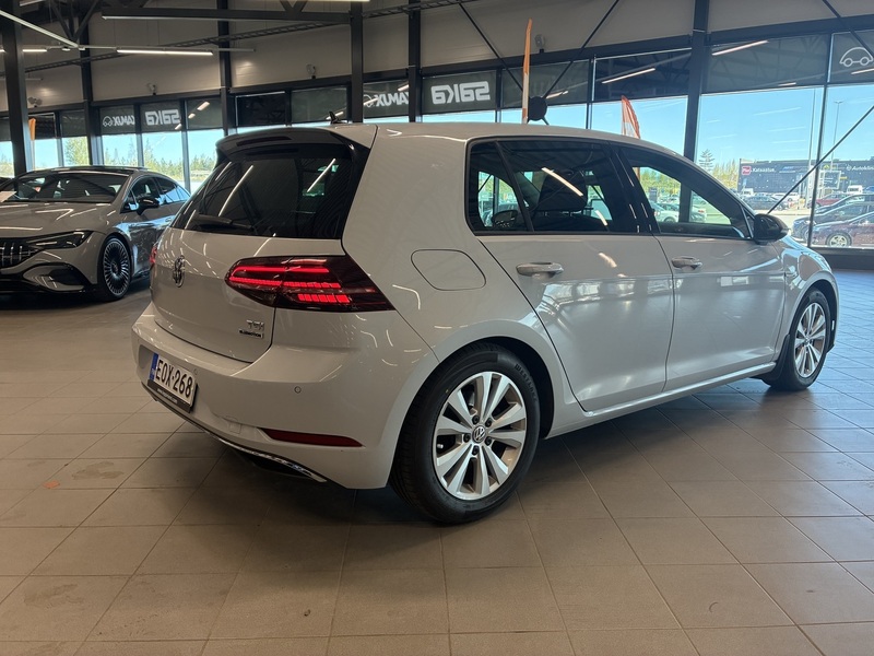 Volkswagen Golf vaihtoauto