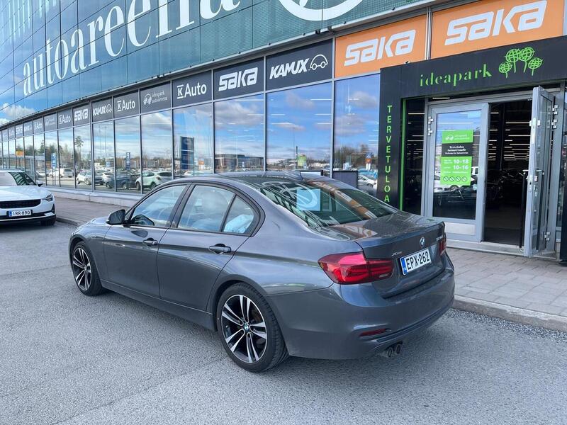 BMW 320 vaihtoauto