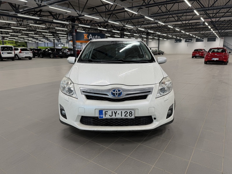 Toyota Auris vaihtoauto