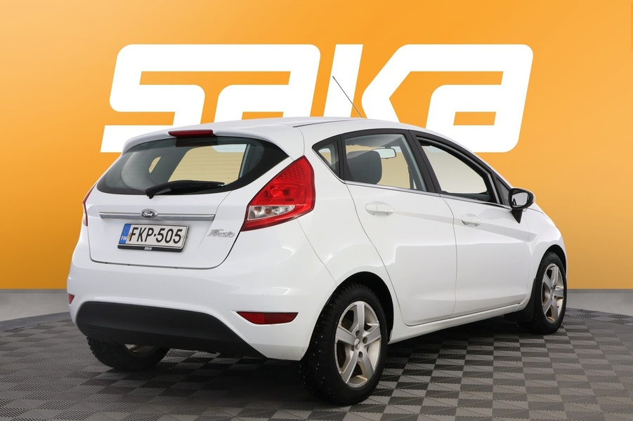 Ford Fiesta vaihtoauto