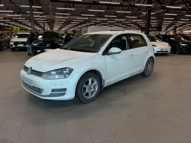 Volkswagen Golf vaihtoauto
