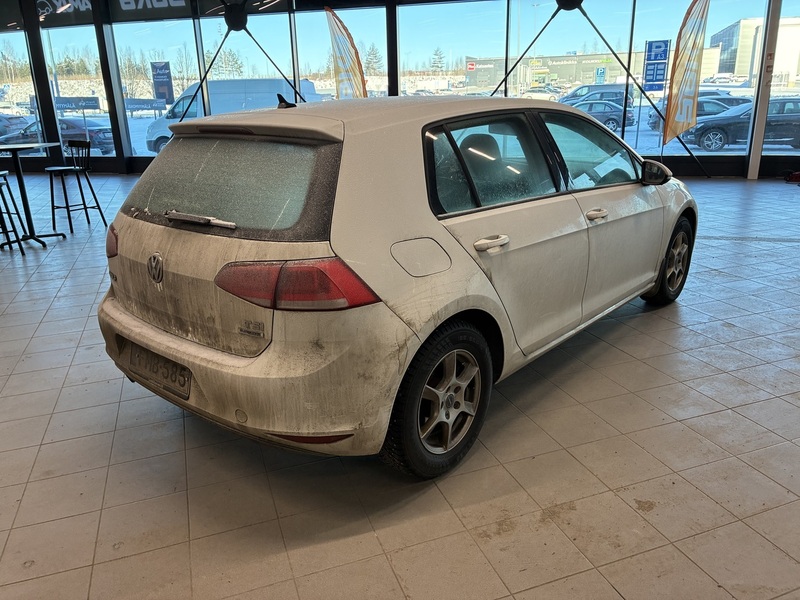 Volkswagen Golf vaihtoauto