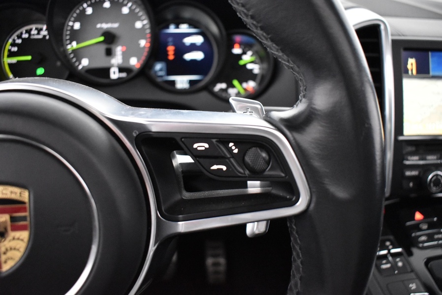 Porsche Cayenne vaihtoauto