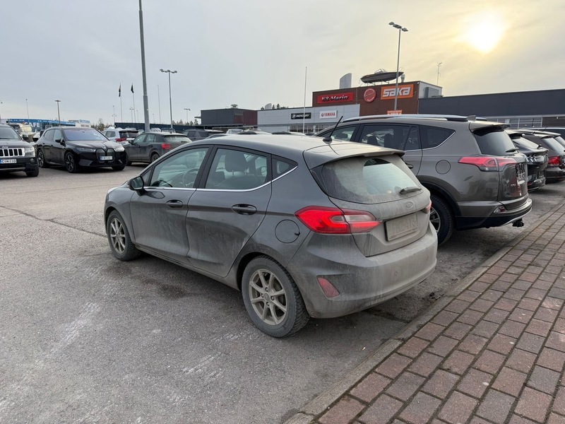 Ford Fiesta vaihtoauto