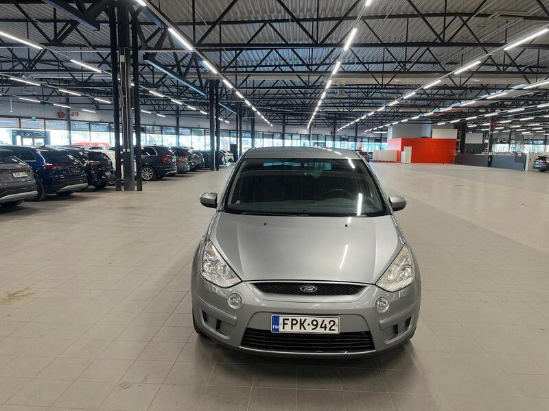 Ford S-MAX vaihtoauto