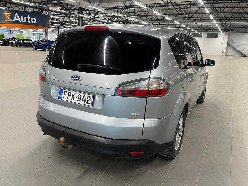 Ford S-MAX vaihtoauto