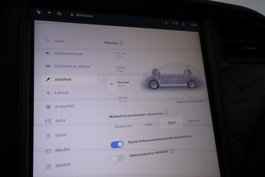 Tesla Model S vaihtoauto