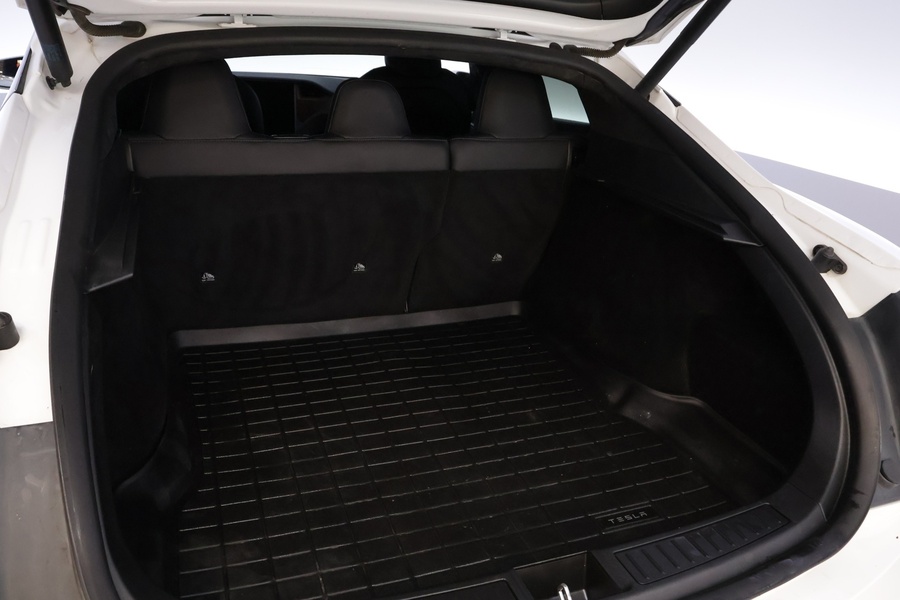 Tesla Model S vaihtoauto