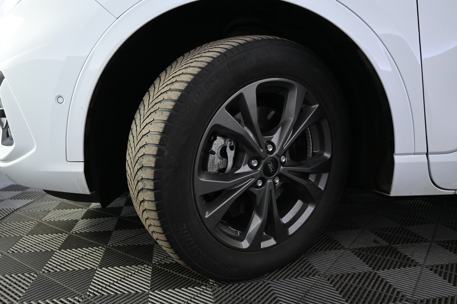 Ford Kuga vaihtoauto