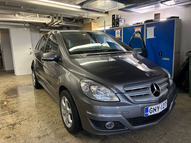 Mercedes-Benz B vaihtoauto