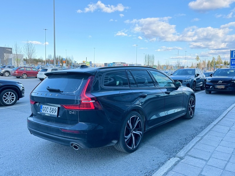 Volvo V60 vaihtoauto